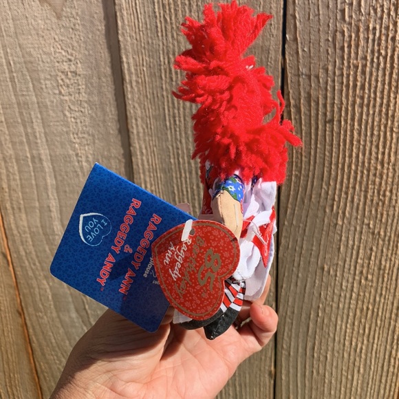 Raggedy Ann doll 85th anniversary - Picture 6 of 11